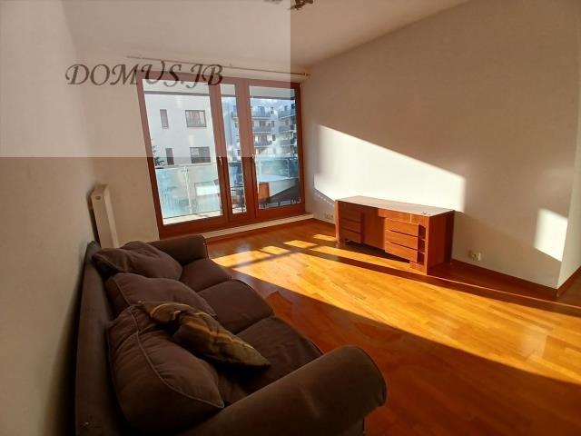 Do sprzedania przestronne 2 pokojowe mieszkanie 52 m² z dużym balkonem