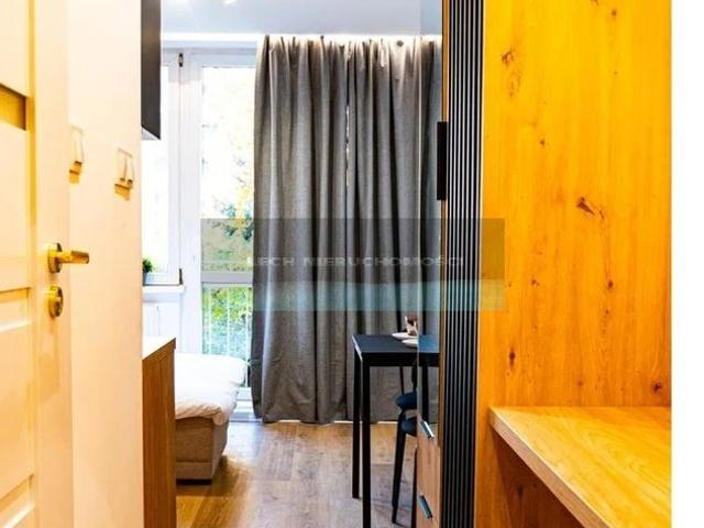 Do sprzedania przestronne 2 pokojowe mieszkanie 39,5 m² w Warszawie