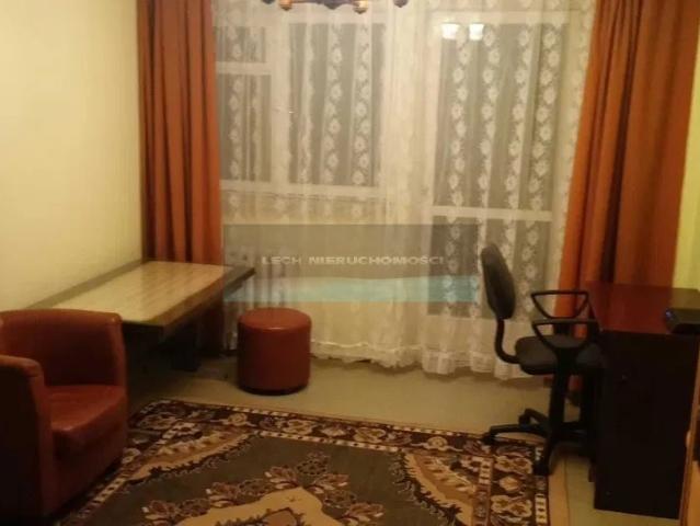 Do sprzedania przestronne 3 pokojowe mieszkanie 48 m² na Bielanach