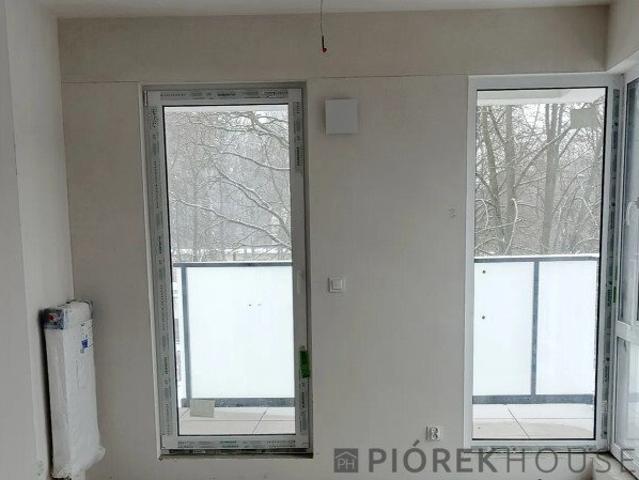 Do sprzedania przestronne 3 pokojowe mieszkanie 58 m² z balkonem