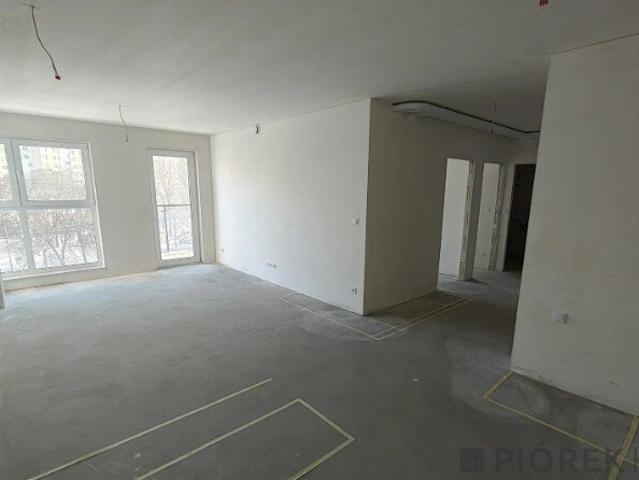Do sprzedania przestronne 3 pokojowe mieszkanie 66,8 m² z balkonem i garażem