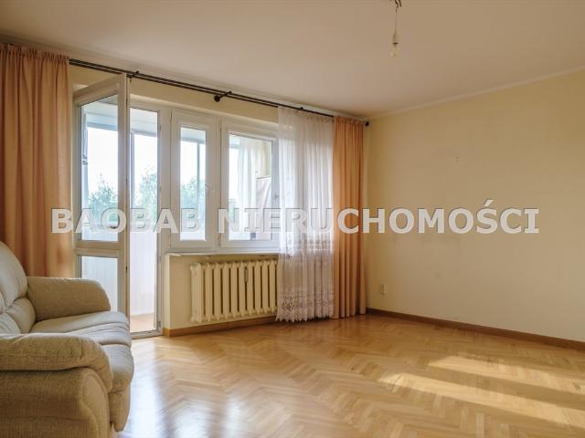 Do sprzedania przestronne 3 pokojowe mieszkanie 66,38 m² w Warszawie