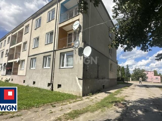 Do sprzedania przestronne 3 pokojowe mieszkanie z garażem w Sobowidzu