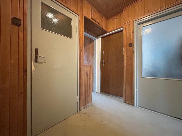 Do sprzedania przestronne 45,4 m² mieszkanie w Łodzi z potencjałem