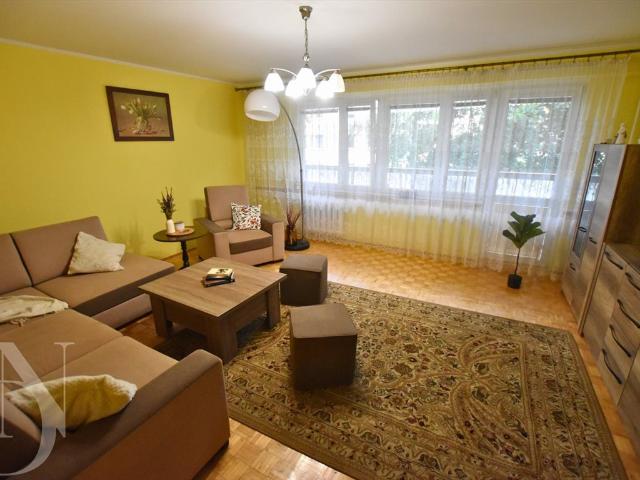 Do sprzedania przestronne 48,62 m² mieszkanie z balkonem w Hajnówce