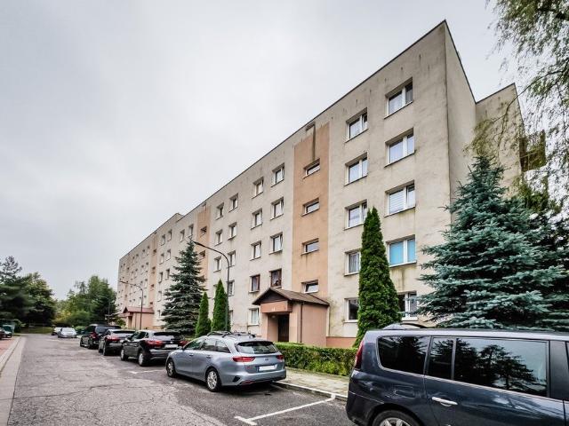 Do sprzedania przestronne 4 pokojowe mieszkanie 73 m² w Krakowie
