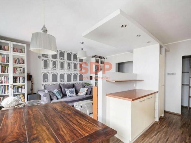 Do sprzedania przestronne 4 pokojowe mieszkanie 89 m² w Krzykach