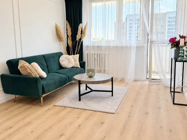 Do sprzedania przestronne 55 m² mieszkanie 3 pokoje z balkonem w Opolu