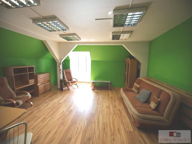 Do sprzedania przestronne 52 m² mieszkanie 2 pok. w centrum Opola