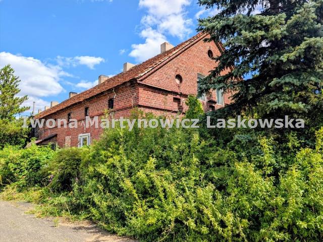 Do sprzedania przestronne 69 m² dom z ogrodem i potencjałem