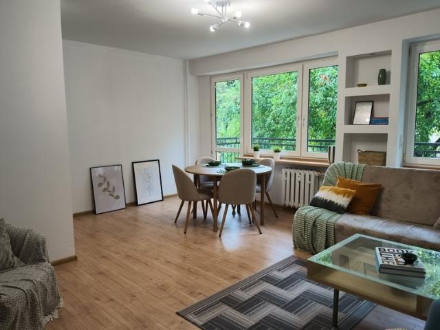 Do sprzedania przestronne 61,10 m² z 2 układami w Lublinie