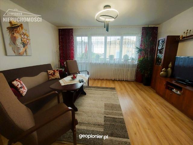 Do sprzedania przestronne 62 m² mieszkanie z balkonem w Ostródzie