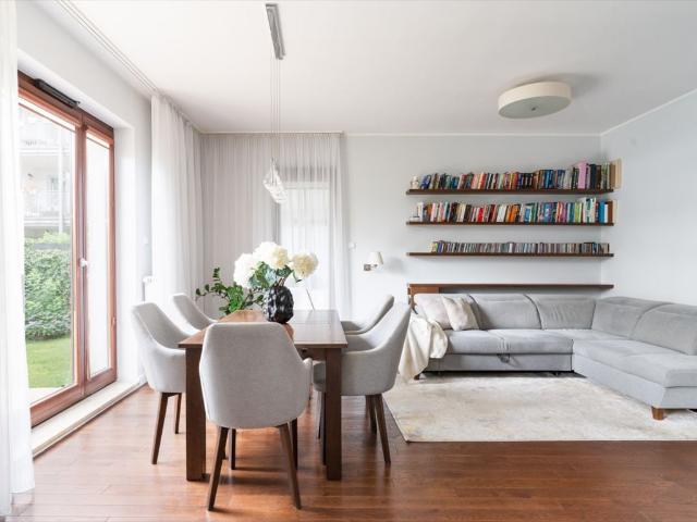 Do sprzedania przestronne 82,5 m² mieszkanie z ogrodem i tarasem