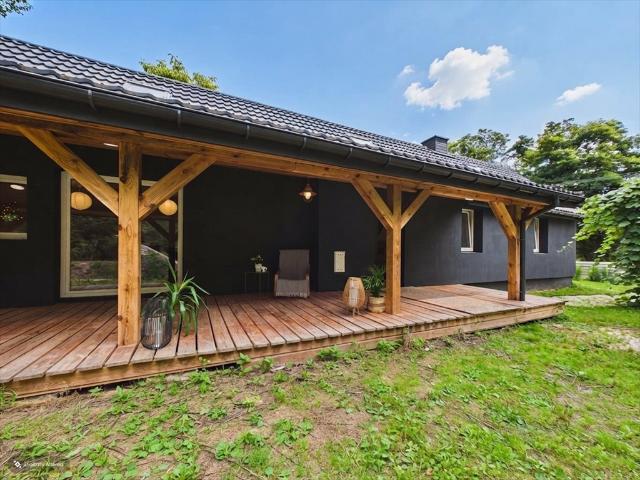 Siedlisko 69 m² z domkiem i 4600 m² ziemi Rzeczków