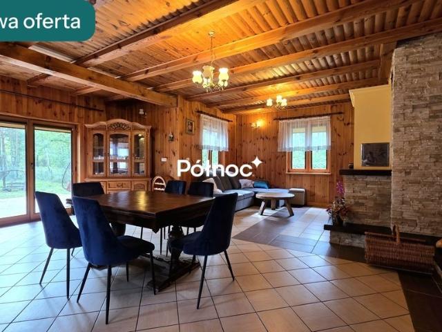 Do sprzedania unikalna drewniana posiadłość 200 m² w Antonowie