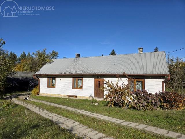 Do sprzedania urokliwy dom na 4,04 ha w Lubaszowej