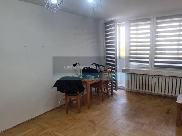 Do sprzedania 2 pokojowe mieszkanie 43 m² z balkonem na Bielanach