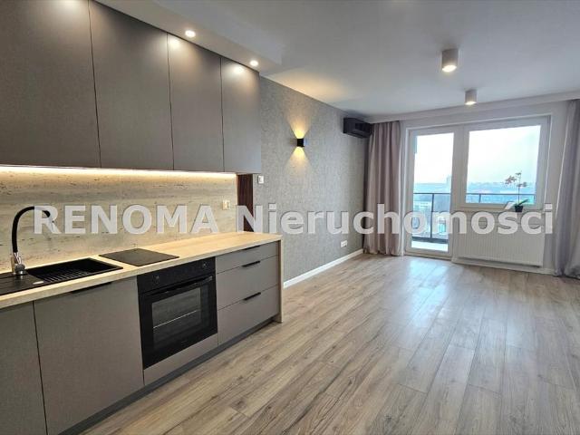Sprzedam 36 m² mieszkanie na wysokim parterze w Dojlidach