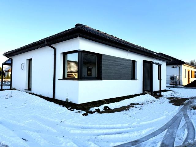 Dom 103,68 m², Niemstów