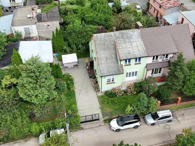 Dom 100 m² z garażem i działką 450 m² w Gostyninie