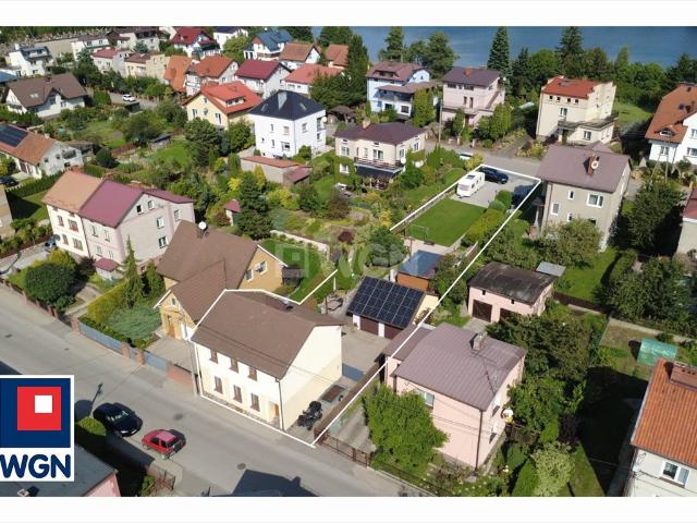 Dom 125 m² z garażami, energooszczędny, gotowy do wprowadzenia