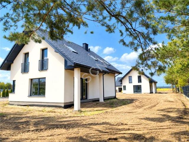 Dom 133 m², Stasi Las