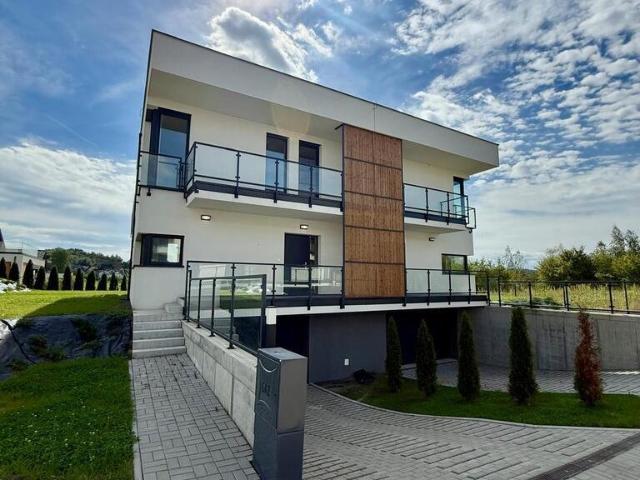 Dom 147 m² z ogrodem i garażem w Dębniki polecam!