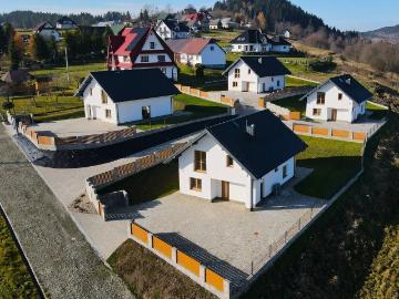 Dom 140 m2 z ogrodem i widokiem na Babią Górę