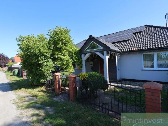 Dom 143 m² z dużą działką, adaptacyjne poddasze polecam