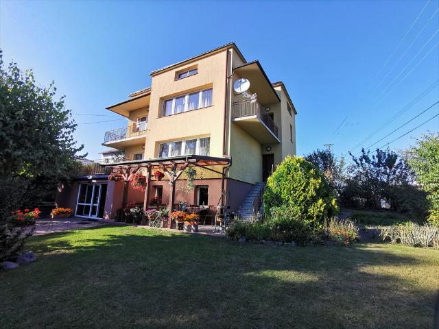 Dom 150 m² w Bieczu z ogrodem i garażem