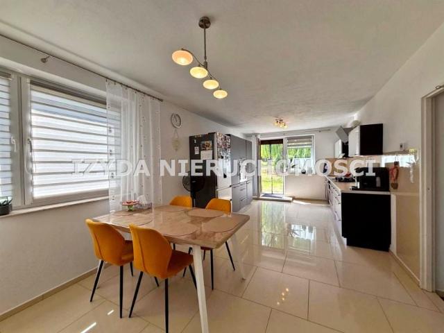 Dom 150 m², Wiry