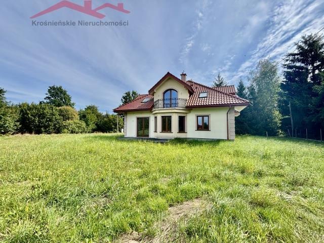 Dom 174 m² na dużej działce w Krośnie polecam!
