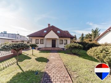 Dom 176m2 z garażem, ogród, blisko drogi S52