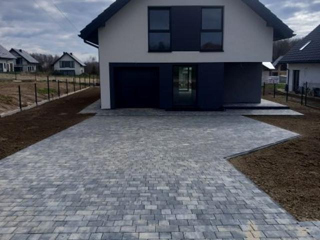 Dom 215 m², Krzyszkowice