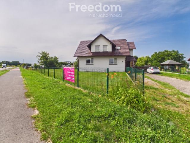Dom 188 m² z 8 pokojami, dwa niezależne mieszkania zapraszam