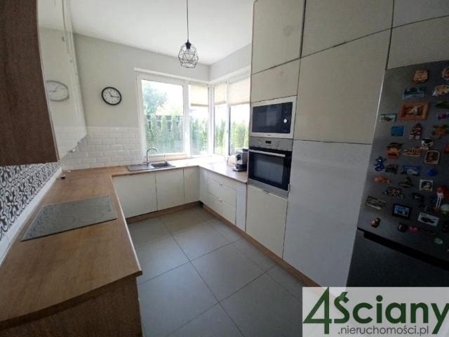 Dom 180 m², Łazy
