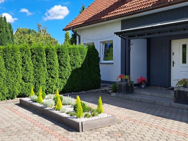 Dom 180 m² z ogrodem, fotowoltaiką zapraszam