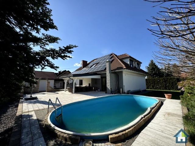 Dom 183 m², Grojec