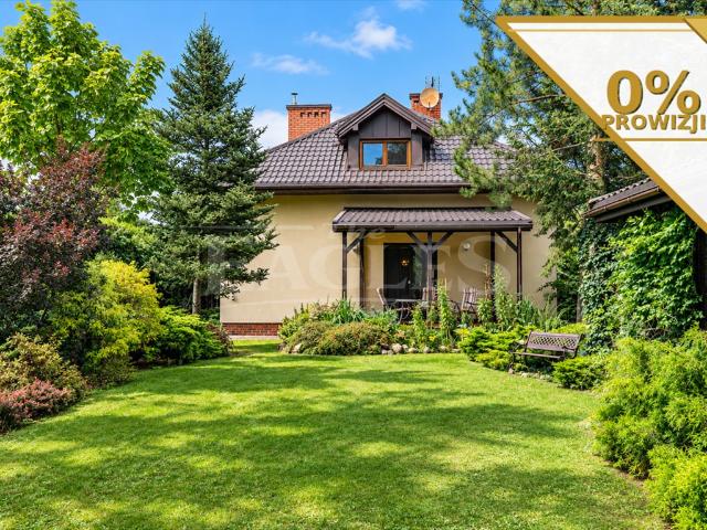 Dom 192,7 m² z ogrodem w Chotomowie zapraszam