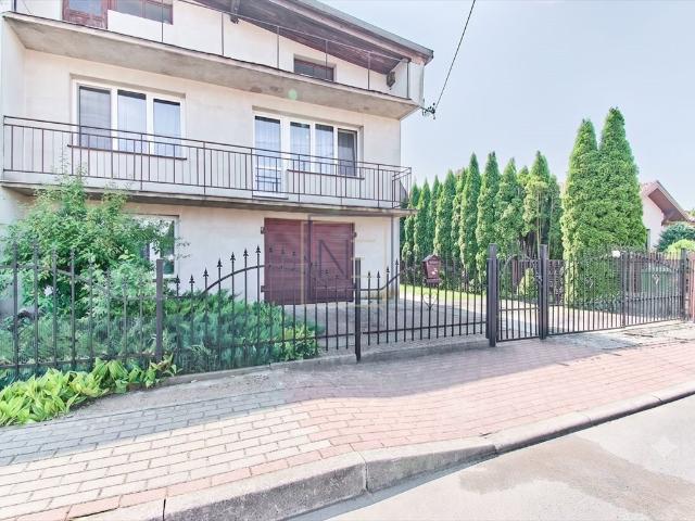 Dom 200 m² z garażem i działką 608 m² polecam