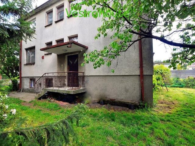 Dom 200 m² z niezależnymi mieszkaniami Targówek