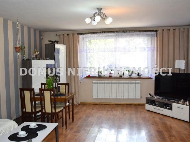 Dom 210 m² w Brzezinach spokojna okolica i funkcjonalność