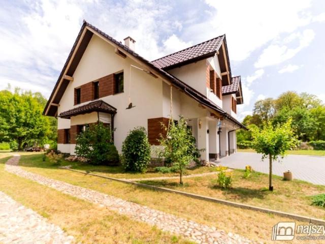 Dom 234 m², Bielinek