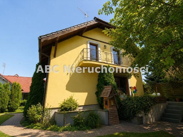 Przestronny dom 239 m² z garażem 60 m² w Piła Motylewo
