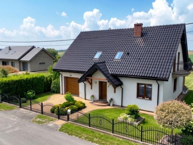 Dom 230 m², Żurawiniec