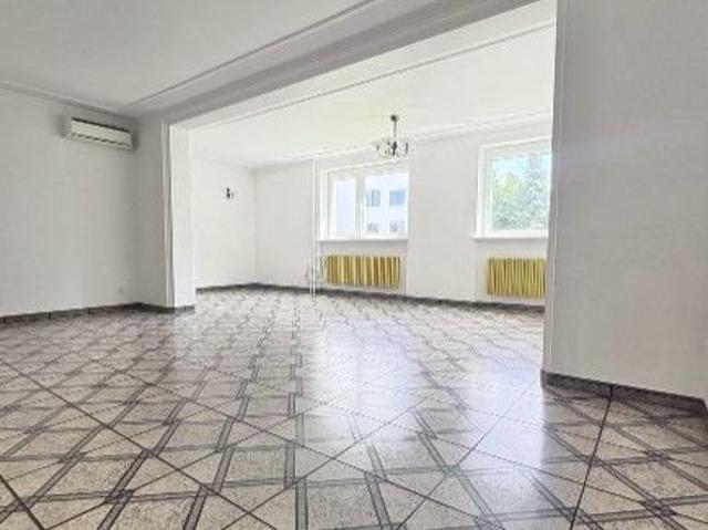 Dom 231 m² na Mokotowie z ogrodem i garażem polecam!