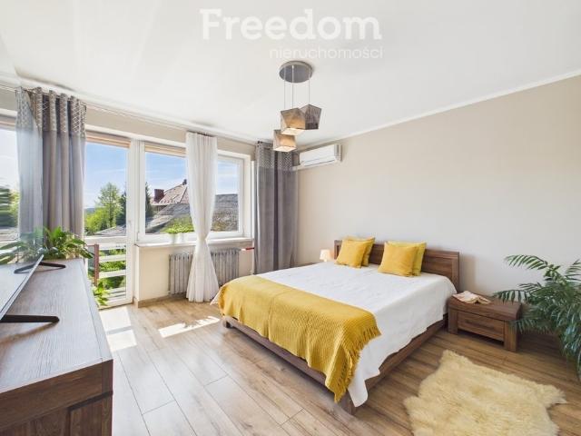 Dom 245 m² z możliwością podziału, spokojna okolica polecam!