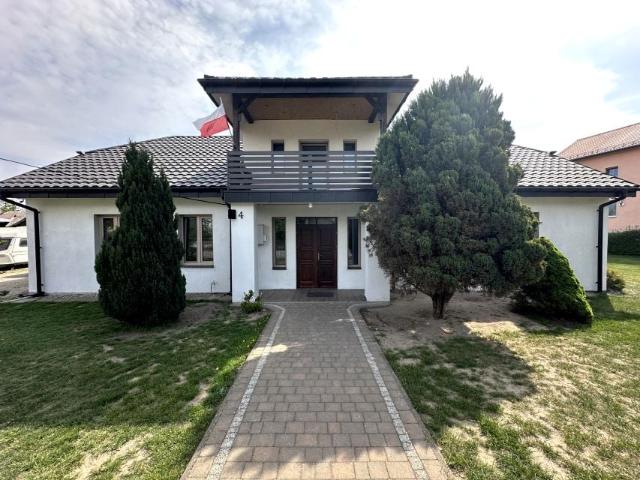 Środkowa 240 m², Chojne