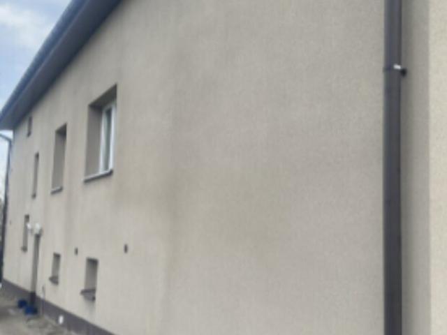 Dom 240 m² z dużym ogrodem i nowoczesnymi rozwiązaniami