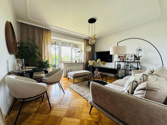 Dom 240 m² z garażami i ogrodem polecam